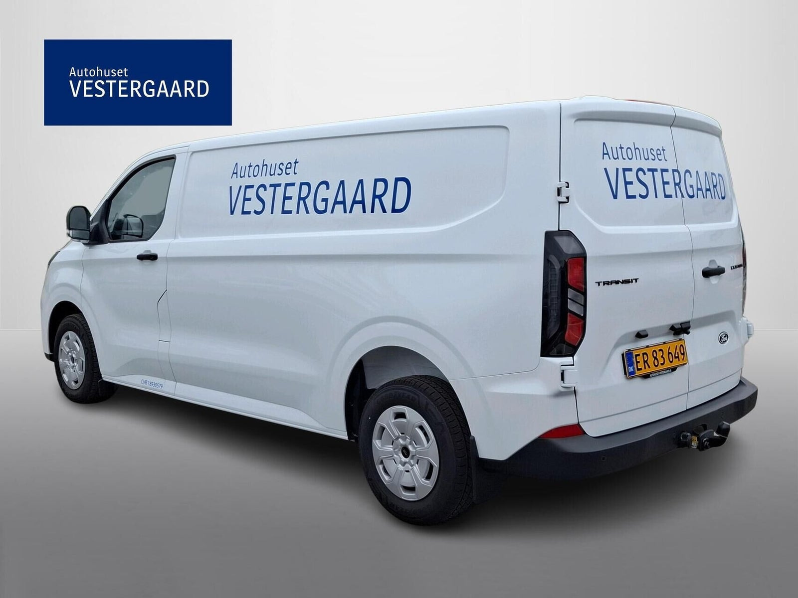 Hvid Ford Transit Custom 320 L2 fra 2026
