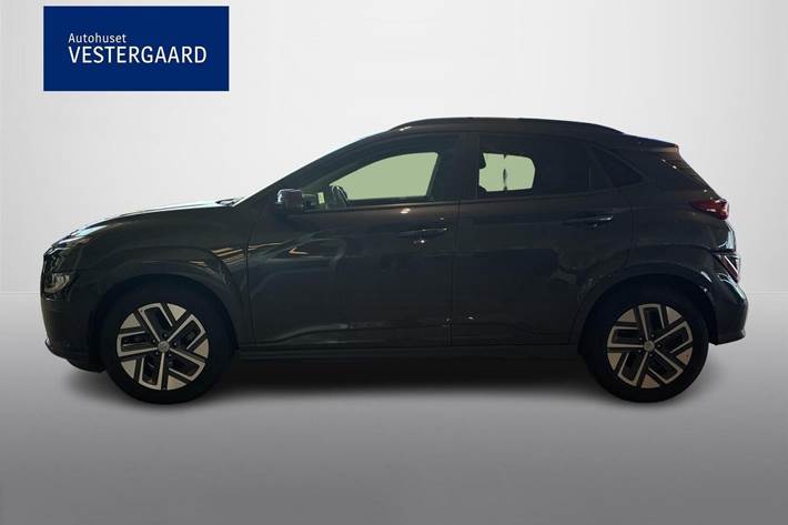 Grå Hyundai Kona fra 2022
