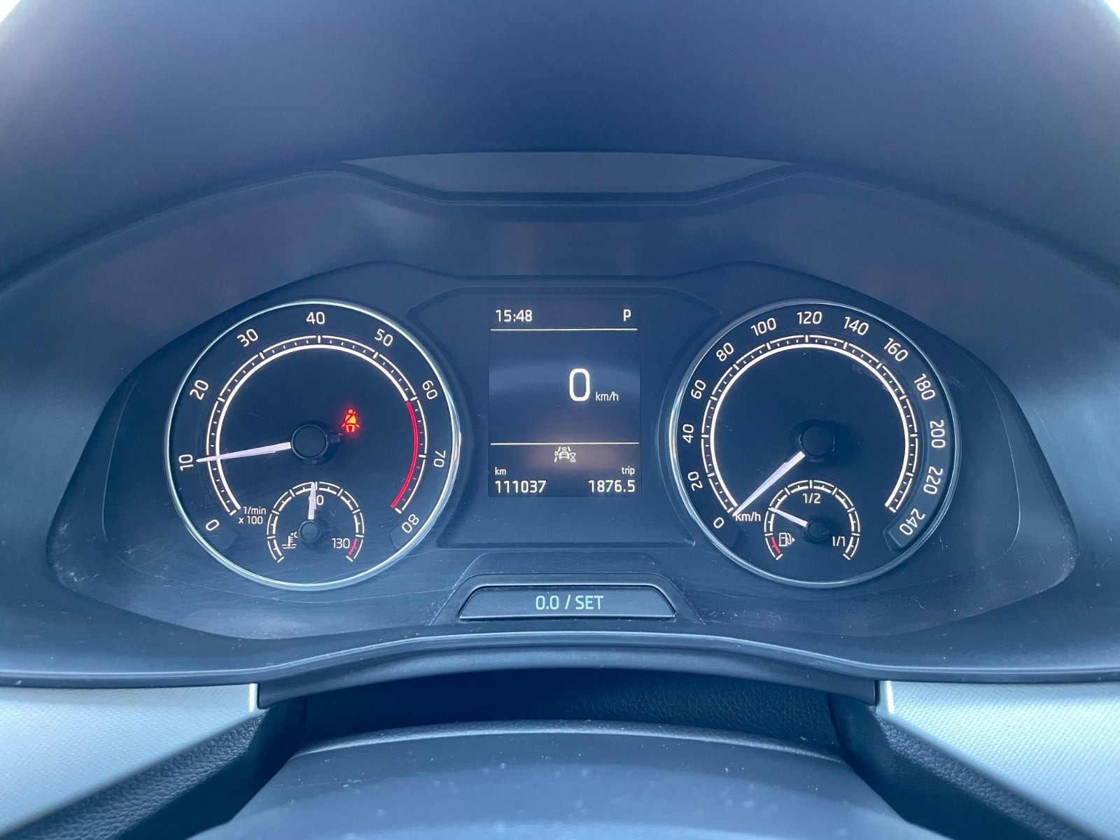 Grå Skoda Scala fra 2020