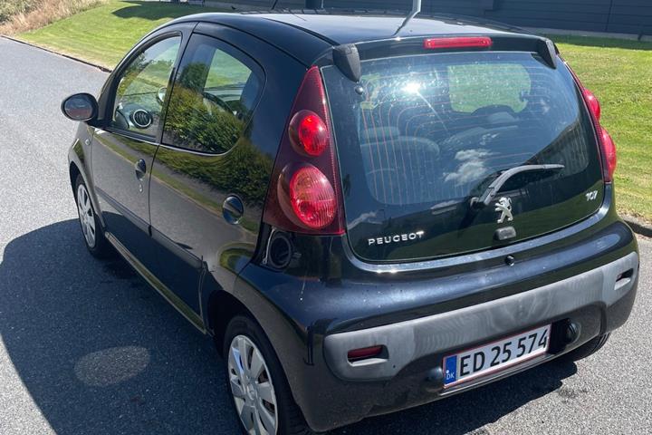 undefined Peugeot 107 fra 2007
