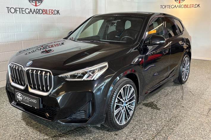 Sort BMW iX1 fra 2023