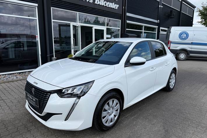 Hvid Peugeot 208 fra 2022