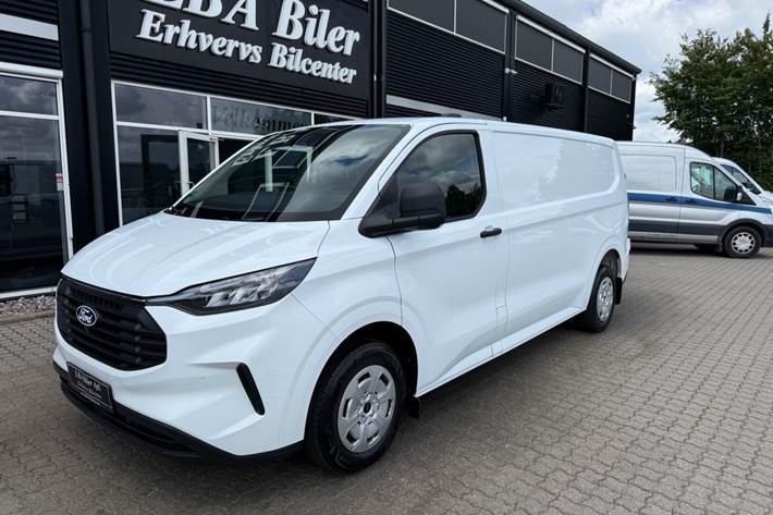 Hvid Ford Transit Custom 320 L2 fra 2025