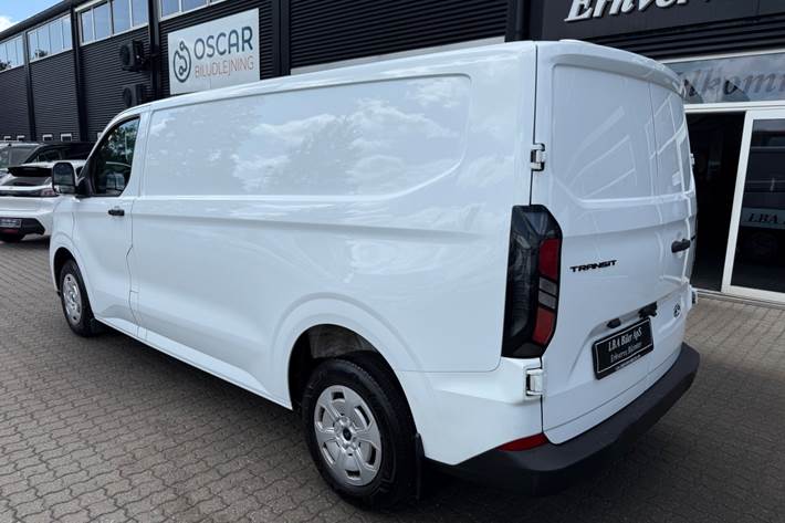 Hvid Ford Transit Custom 320 L2 fra 2025