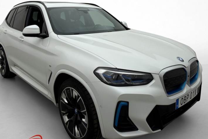 Hvid BMW iX3 fra 2022