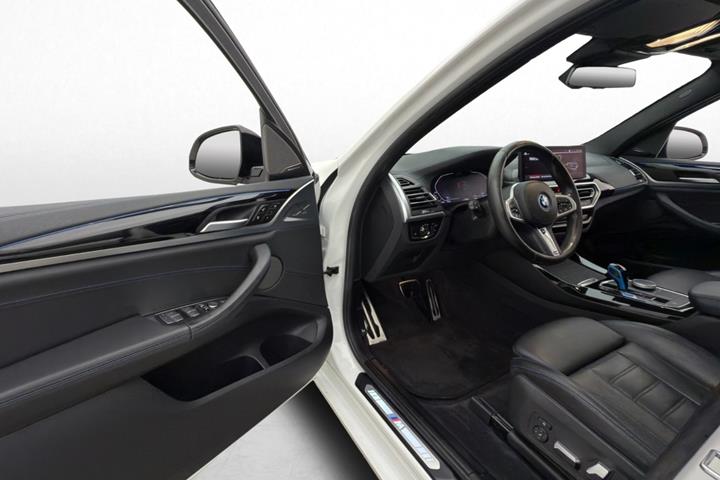 Hvid BMW iX3 fra 2022
