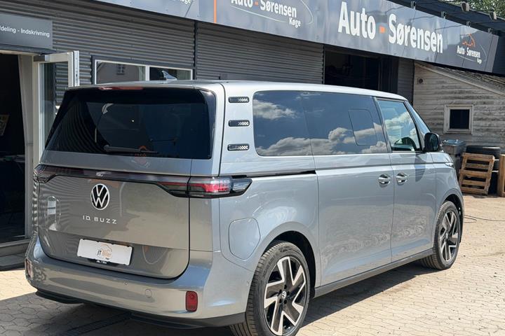 Sølv VW ID.Buzz fra 2026
