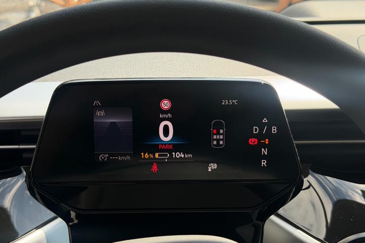 Sølv VW ID.Buzz fra 2026