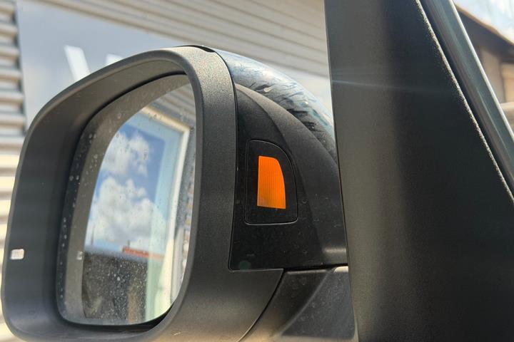 Sølv VW ID.Buzz fra 2026