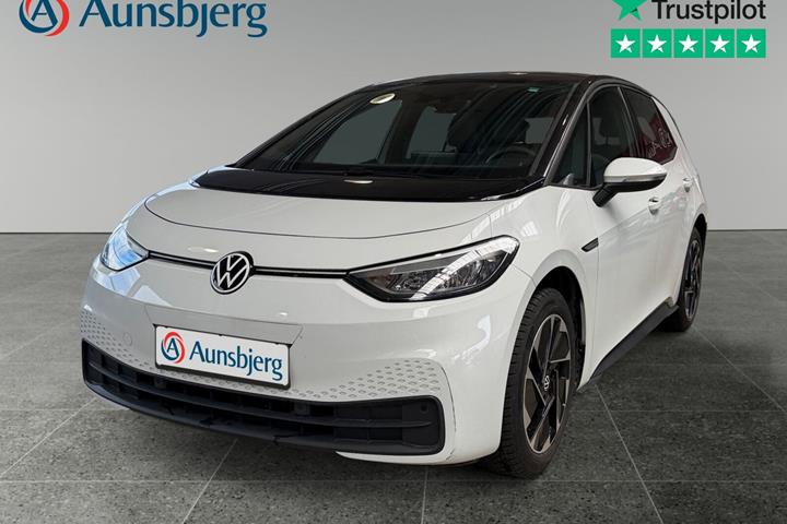 Hvid VW ID.3 fra 2023 set udefra