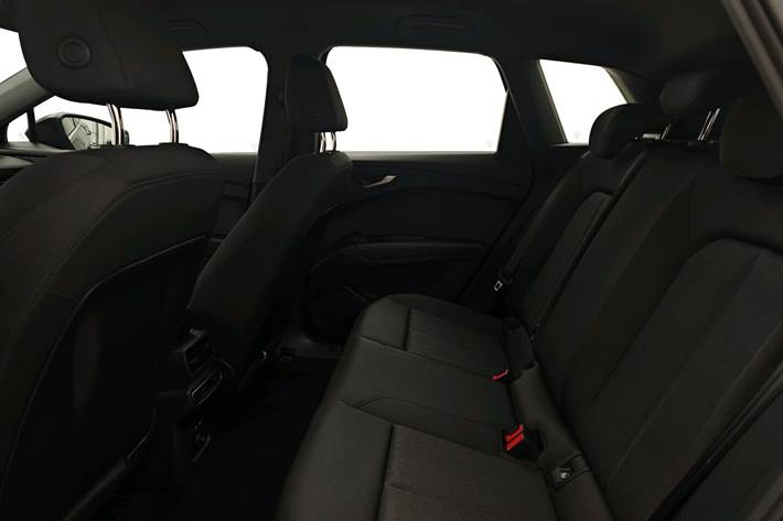 Sort Audi Q4 fra 2023