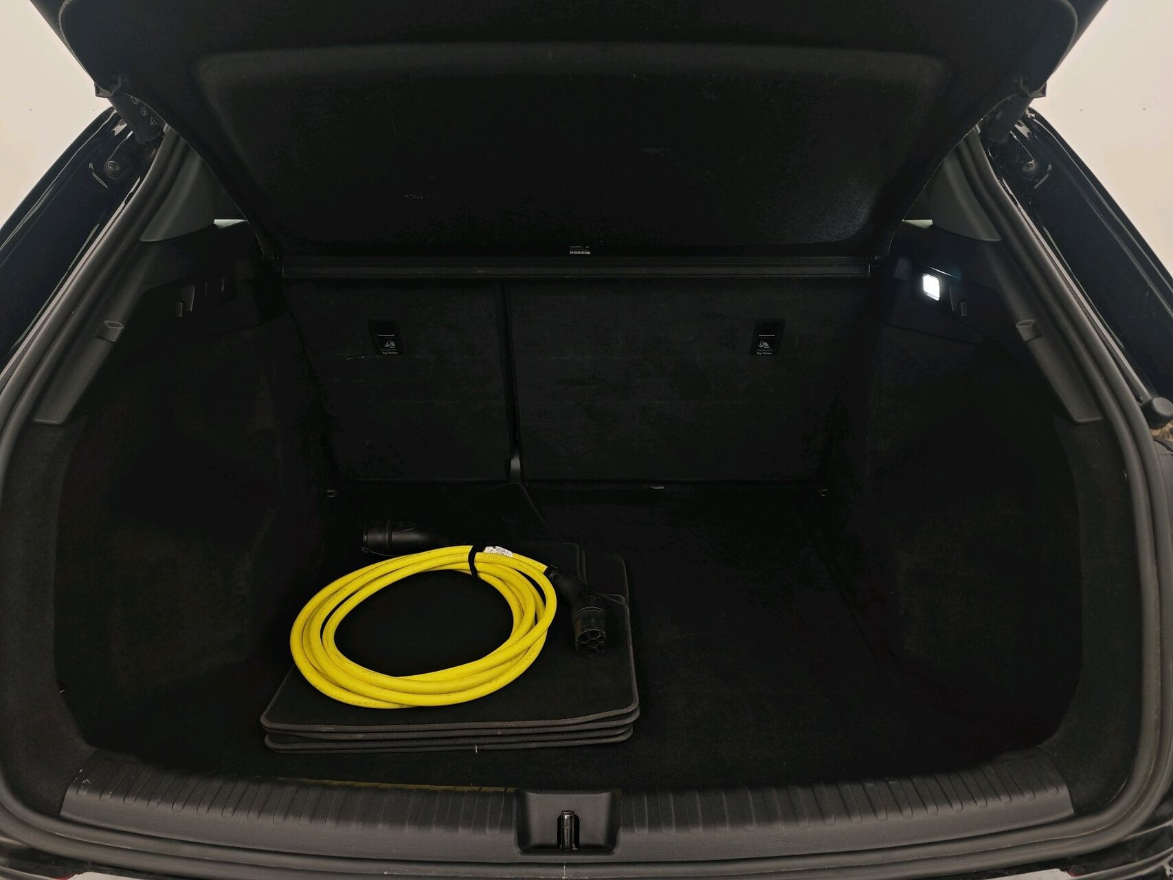 Sort Audi Q4 fra 2023