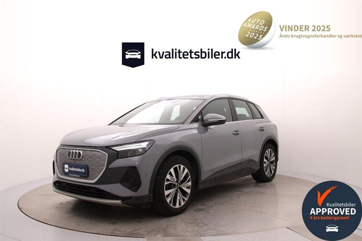 Grå Audi Q4 fra 2022 set udefra