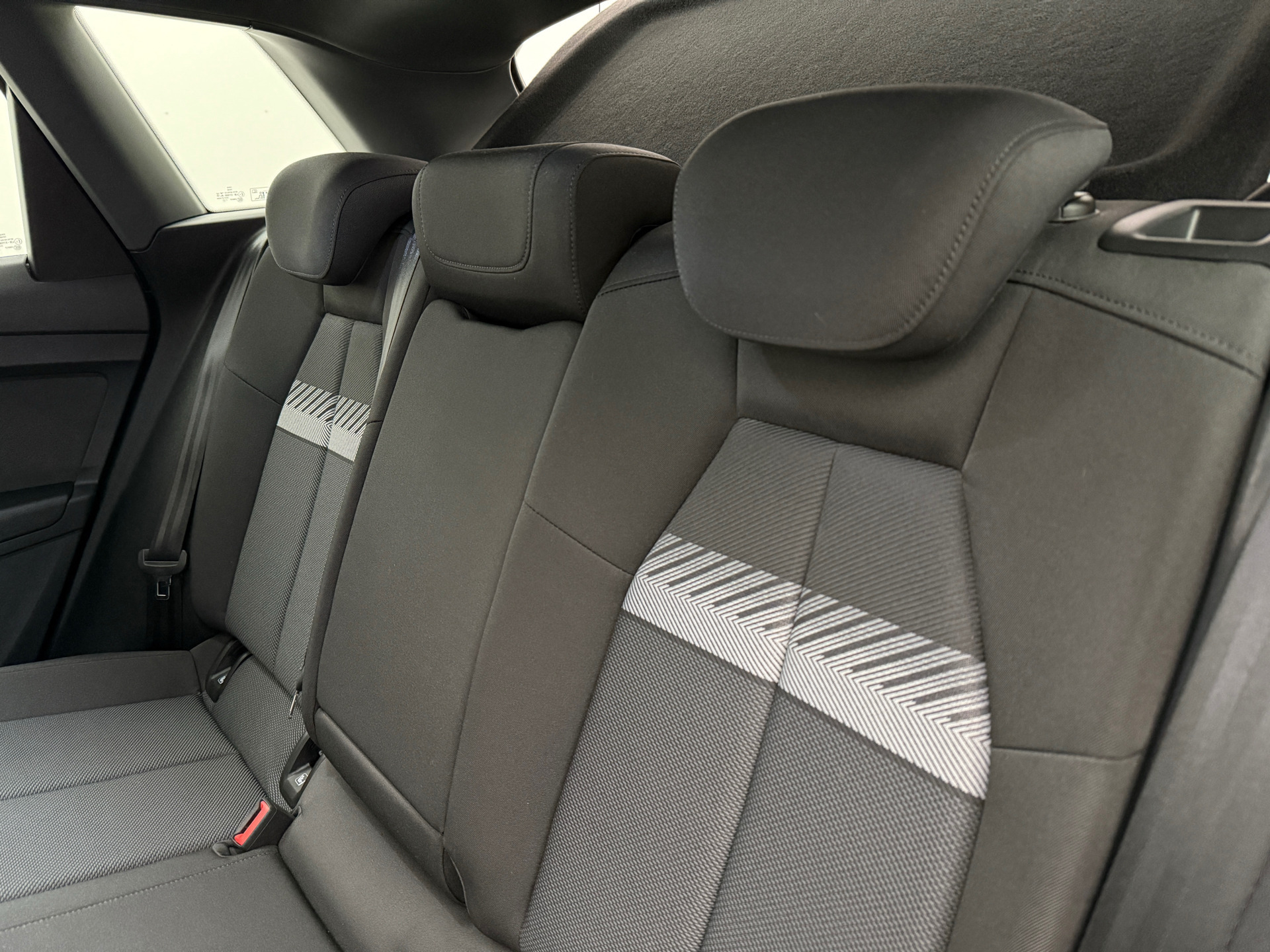 Grå Audi Q4 fra 2022