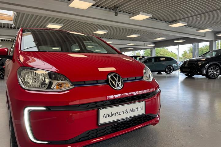 Rød VW e-up fra 2021