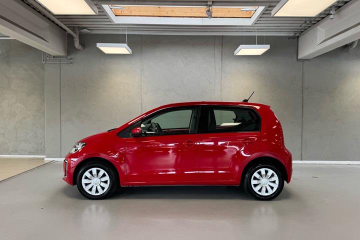 Rød VW e-up fra 2021