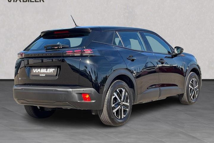 Sort Peugeot e-2008 fra 2025