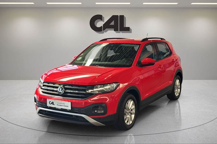 Rød VW T-Cross fra 2020 set udefra