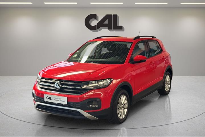 Rød VW T-Cross fra 2020 set udefra