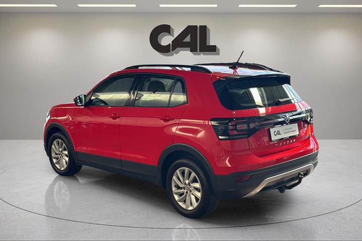Rød VW T-Cross fra 2020