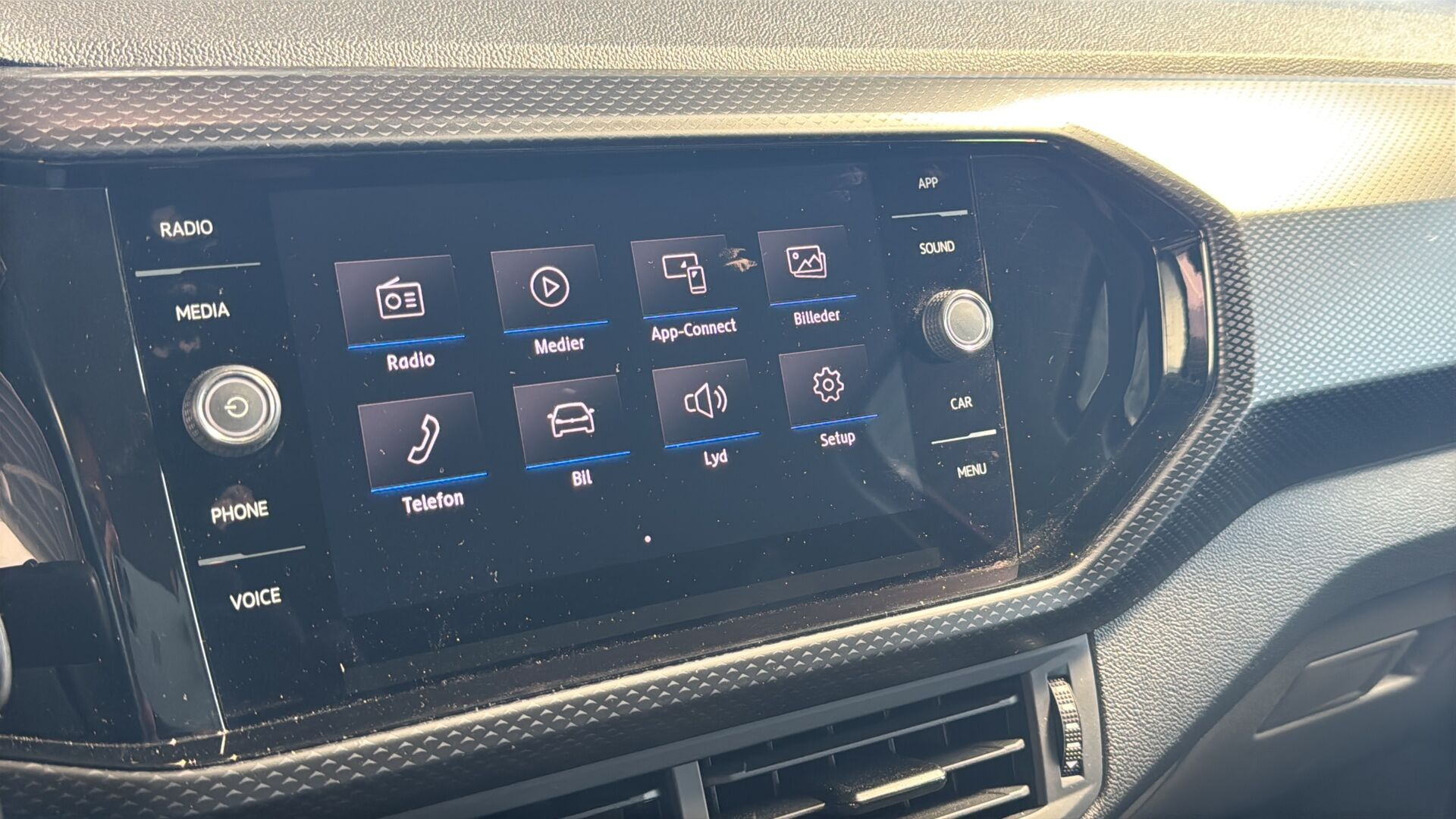 Rød VW T-Cross fra 2020