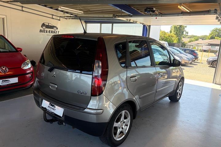undefined Mitsubishi Colt fra 2008