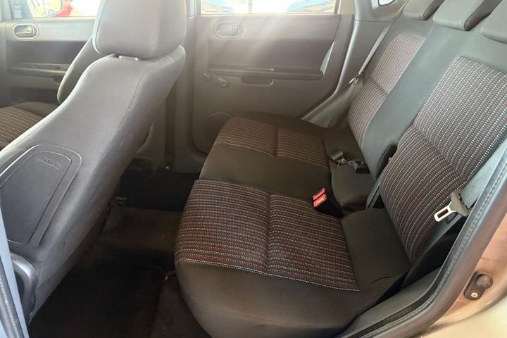 undefined Mitsubishi Colt fra 2008