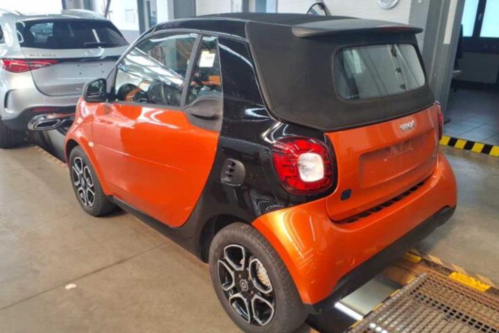 Orange Smart Fortwo fra 2019
