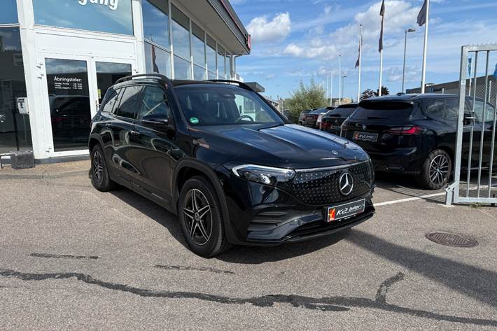 Sort Mercedes EQB250+ fra 2025