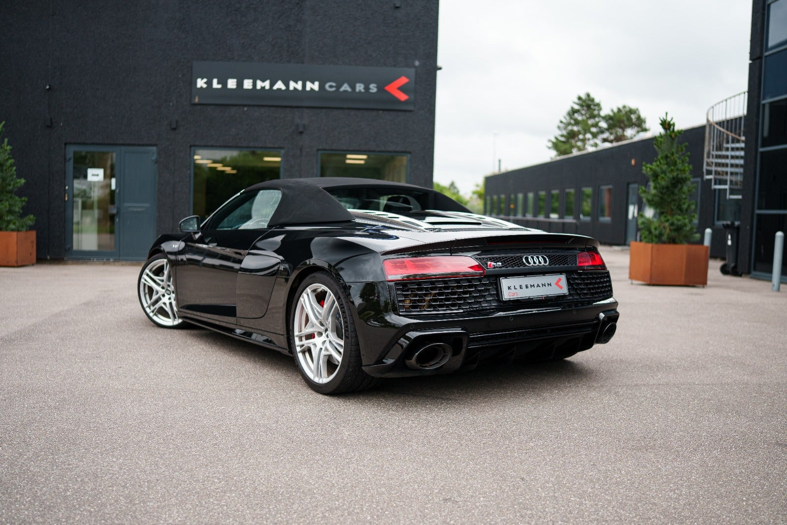 Gul Audi R8 fra 2019