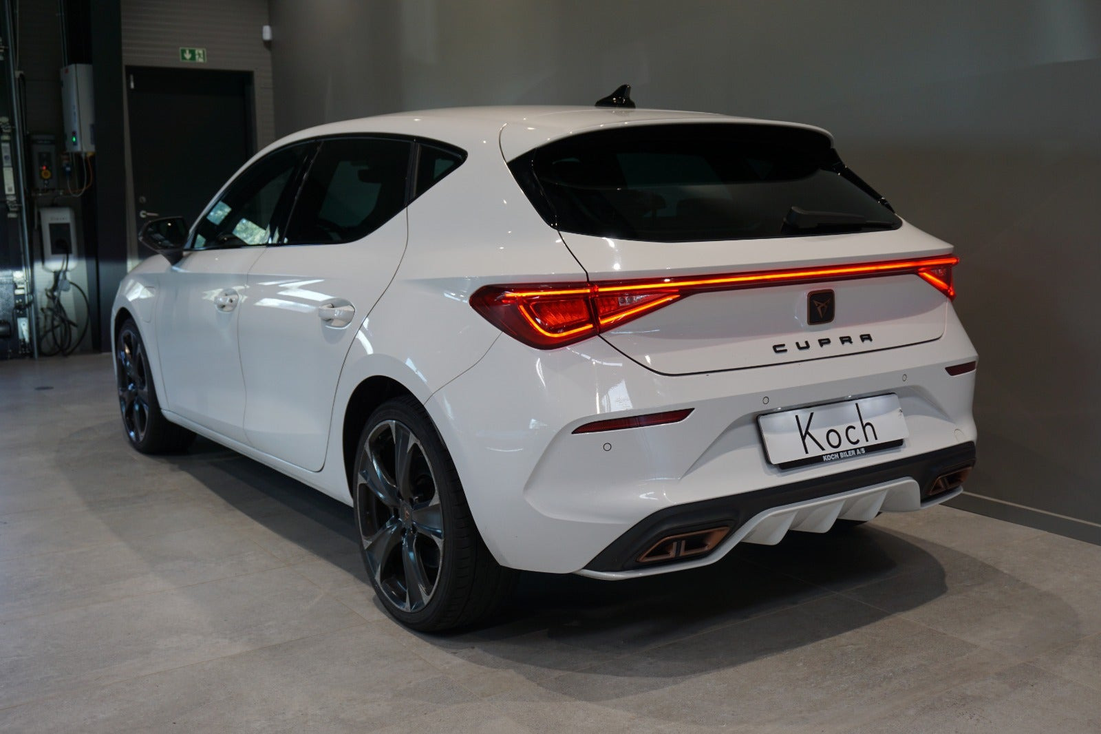 Hvid Cupra Leon fra 2021