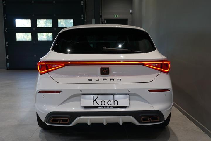 Hvid Cupra Leon fra 2021