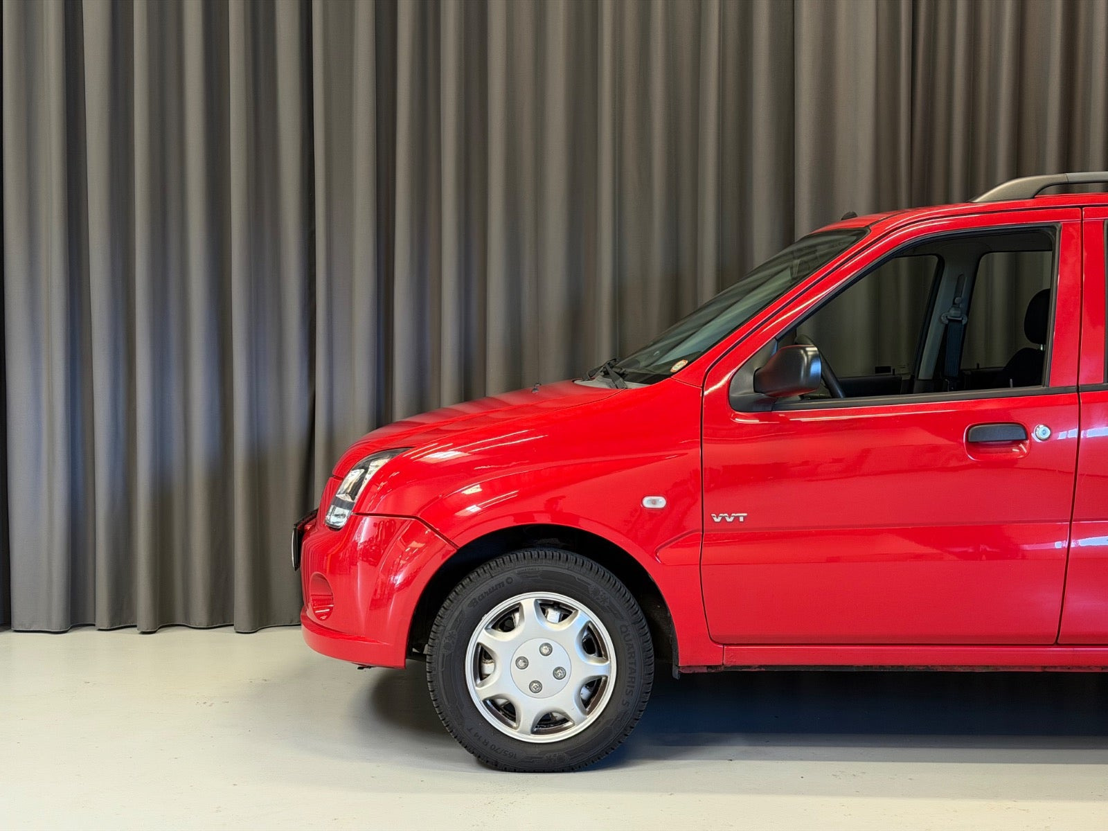 Rød Suzuki Ignis fra 2005