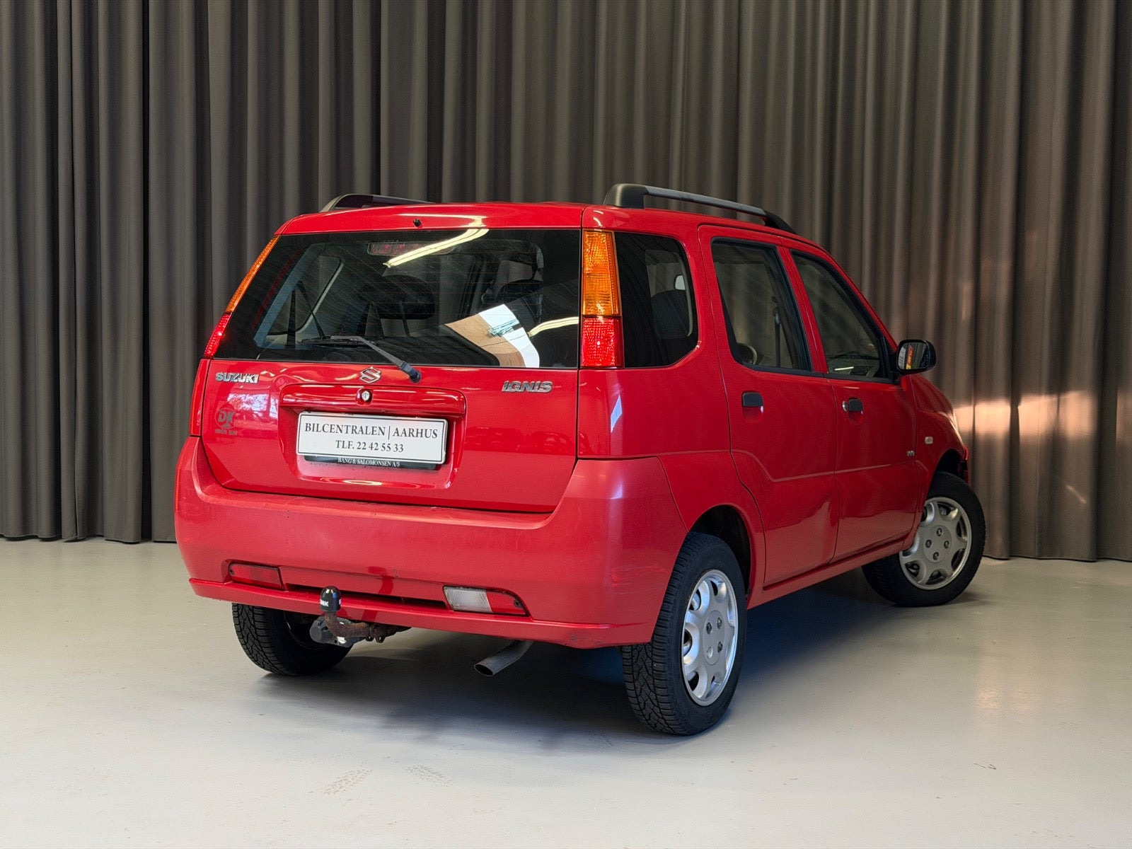 Rød Suzuki Ignis fra 2005