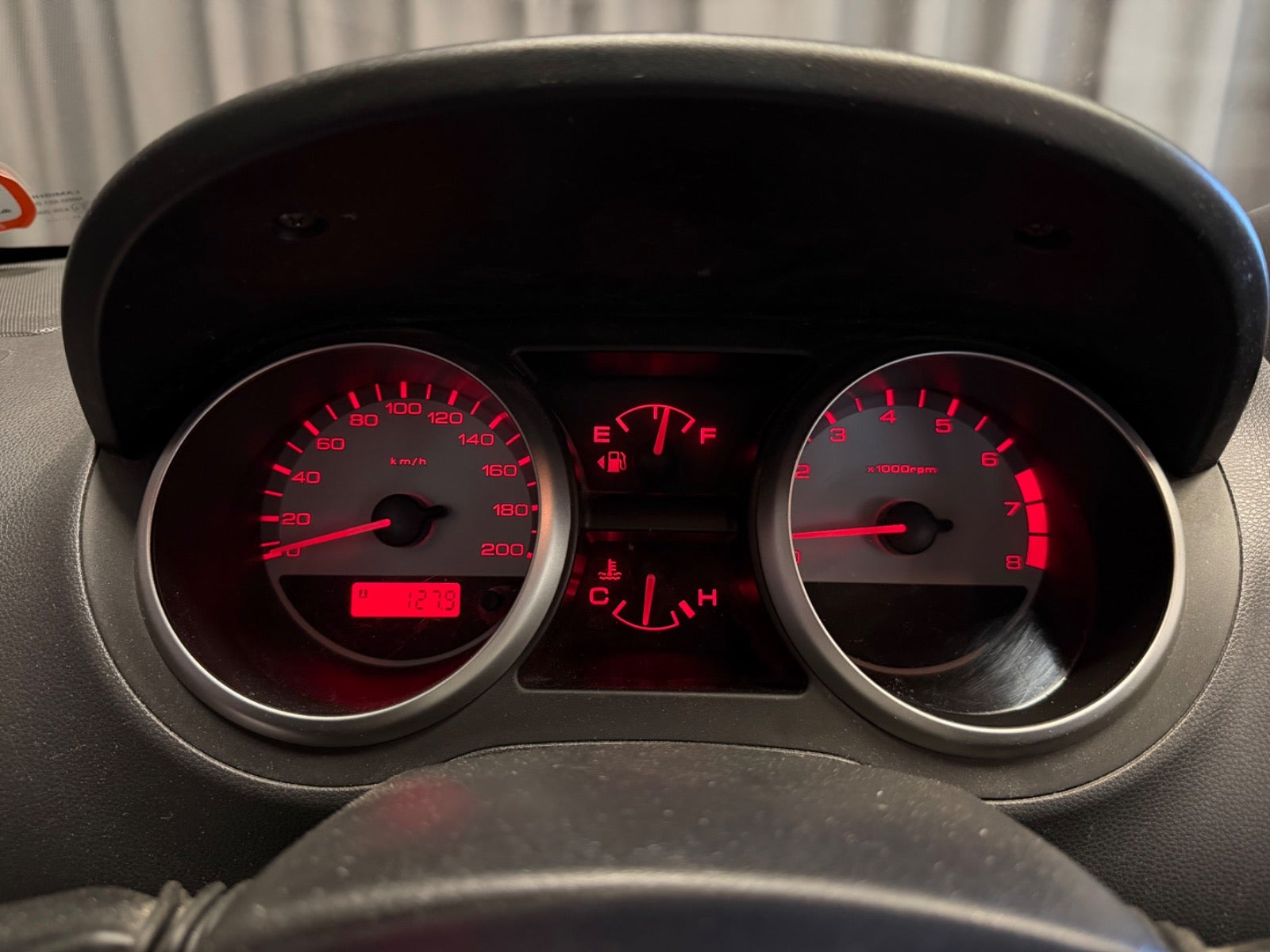 Rød Suzuki Ignis fra 2005