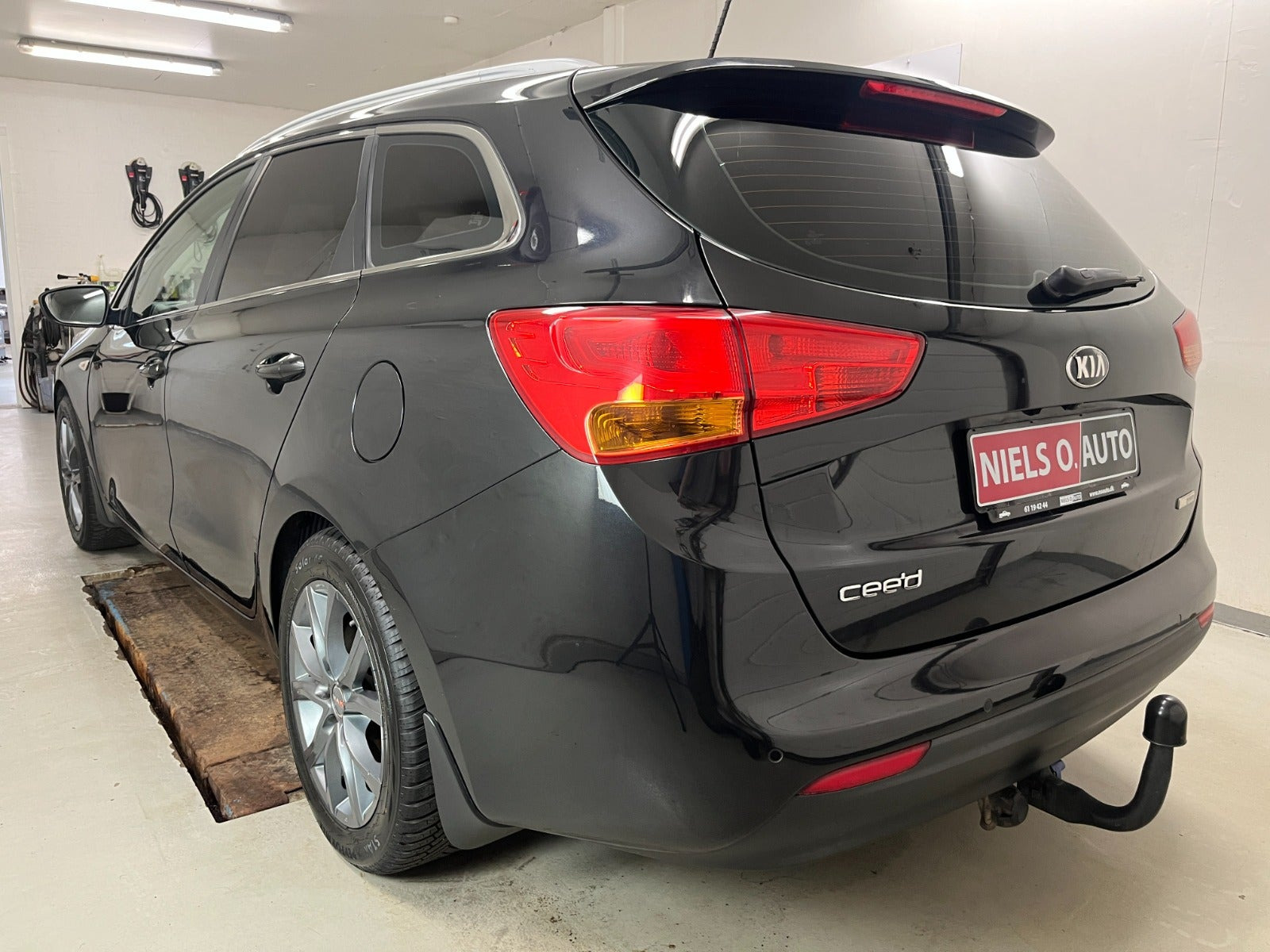 Sort Kia Ceed fra 2014