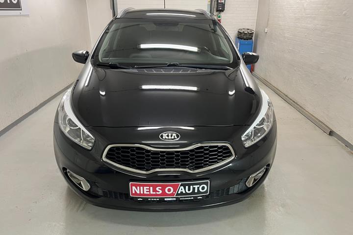 Sort Kia Ceed fra 2014