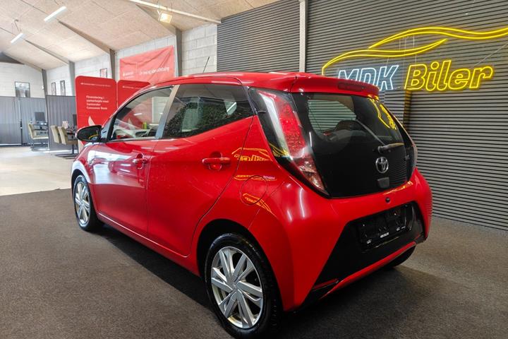 undefined Toyota Aygo fra 2015