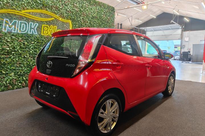 undefined Toyota Aygo fra 2015