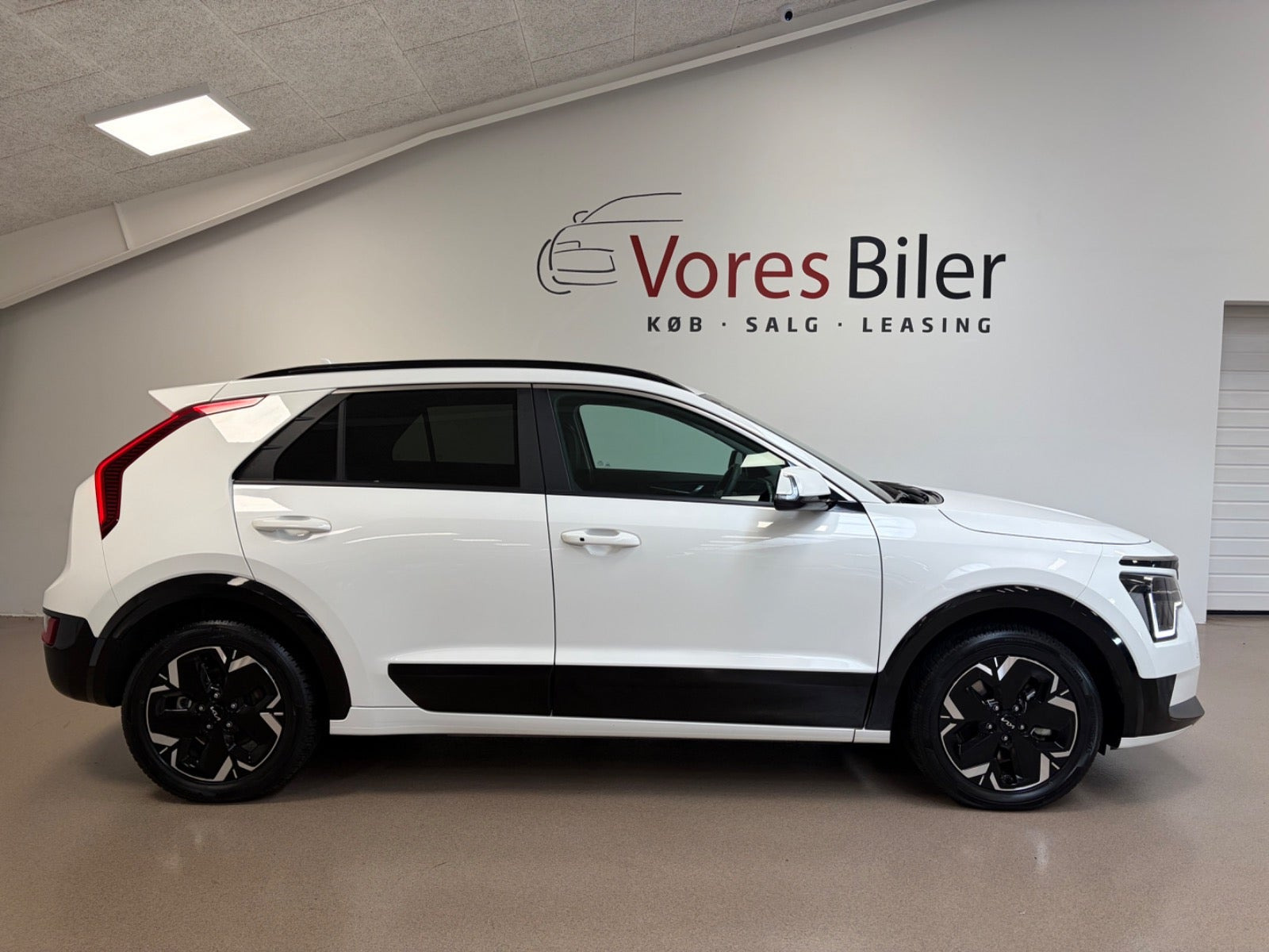 Hvid Kia Niro fra 2024