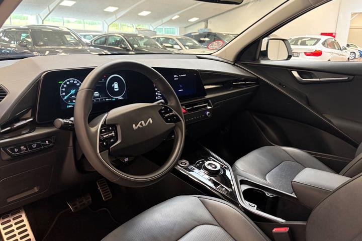 Hvid Kia Niro fra 2024