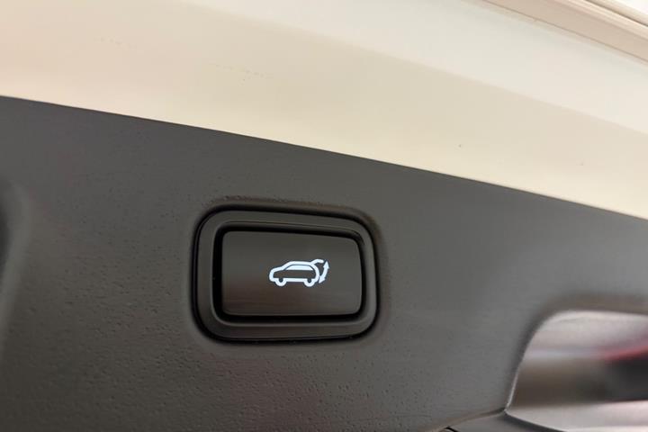 Hvid Kia Niro fra 2024