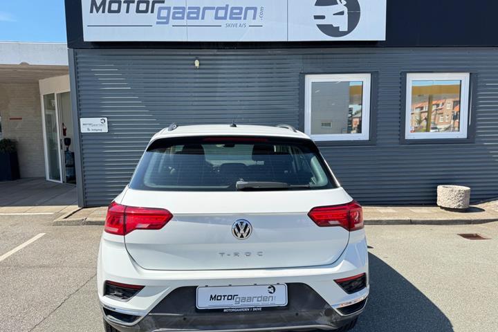 Hvid VW T-Roc fra 2018