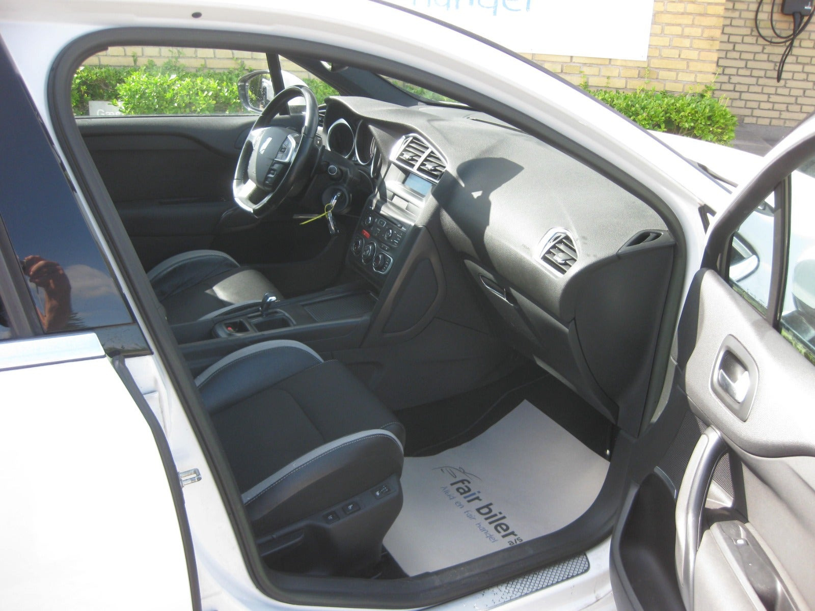 Hvid Citroën DS4 fra 2013