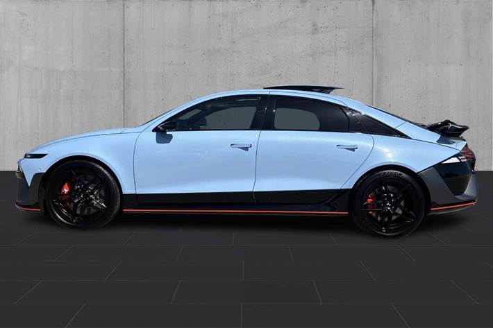 Blå Hyundai Ioniq 6 fra 2026