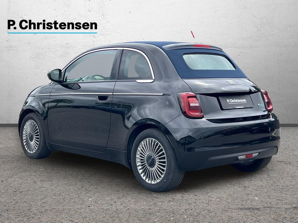 Sort Fiat 500e fra 2023