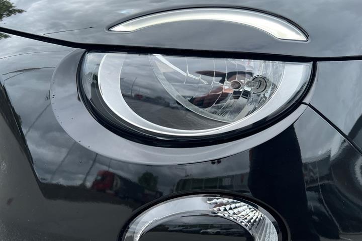 Sort Fiat 500e fra 2023
