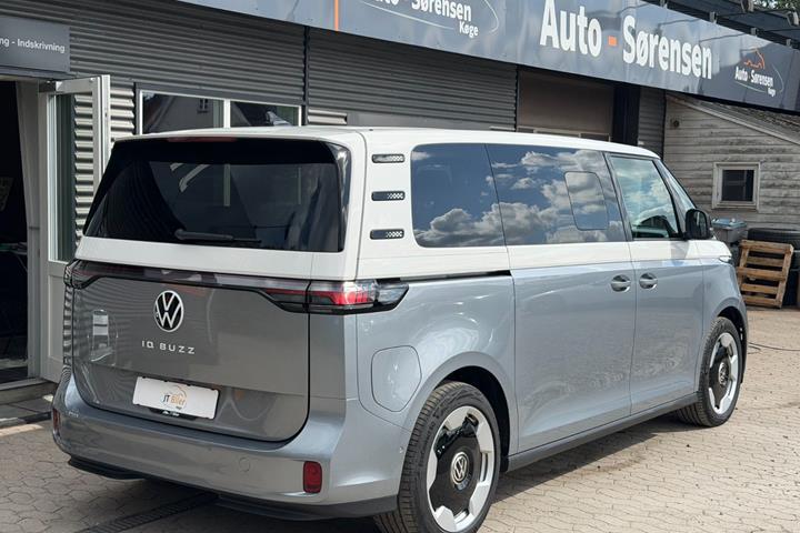 Sølv VW ID.Buzz fra 2026