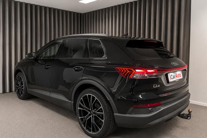 Sort Audi Q4 e-tron fra 2022