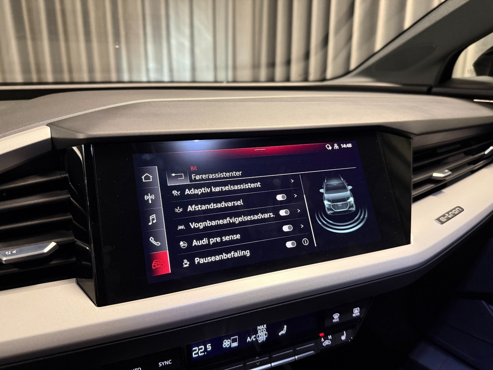 Sort Audi Q4 e-tron fra 2022